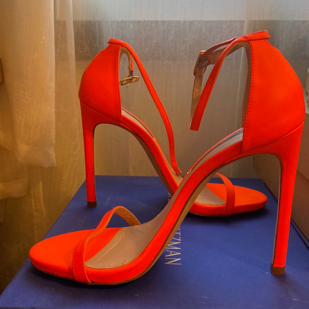 Stuart weitzman nudist orange heels